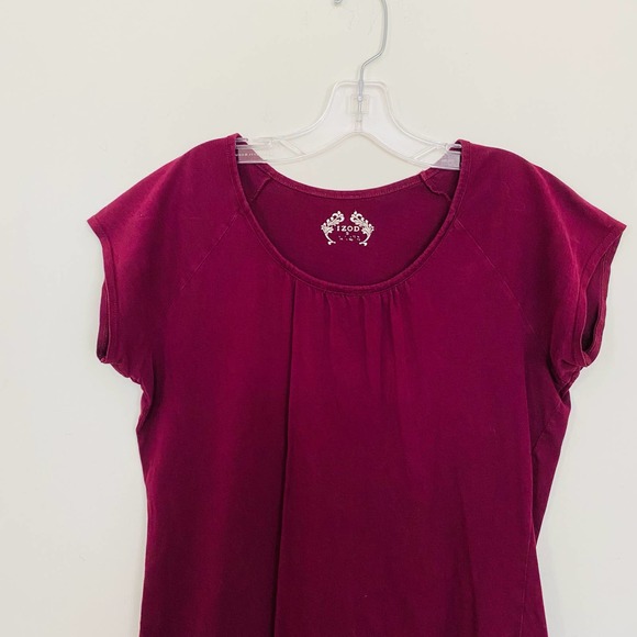 IZOD Cotton Cap Sleeve Gathered Neckline Burgundy Shirt Size Small - Picture 3 of 4